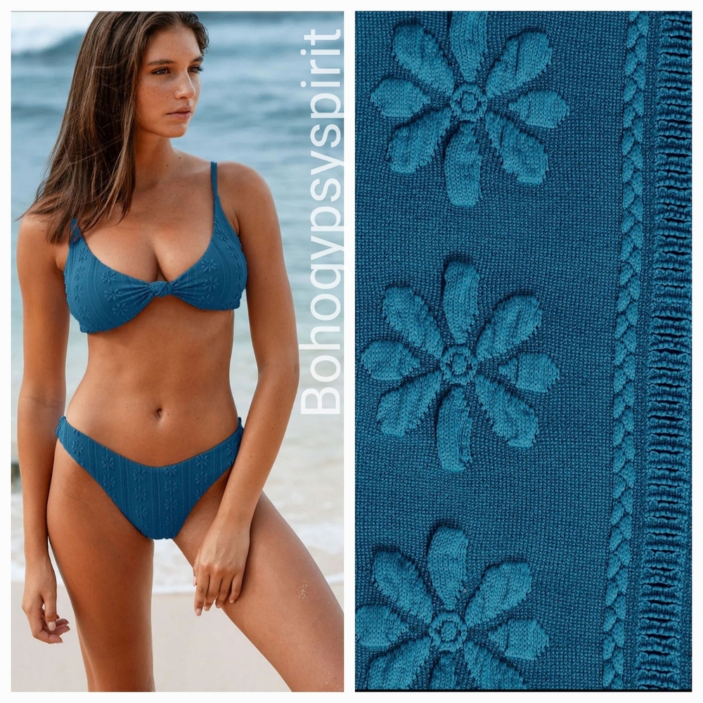 NWT $78 Berlook Blue Floral Jacquard Bikini Set, Small